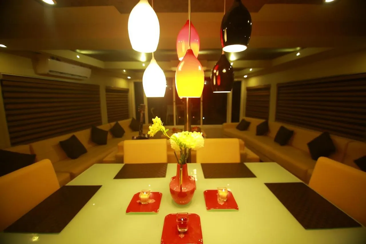 ***** Szálloda Best Luxury Houseboat, Kerala Alappuzha India